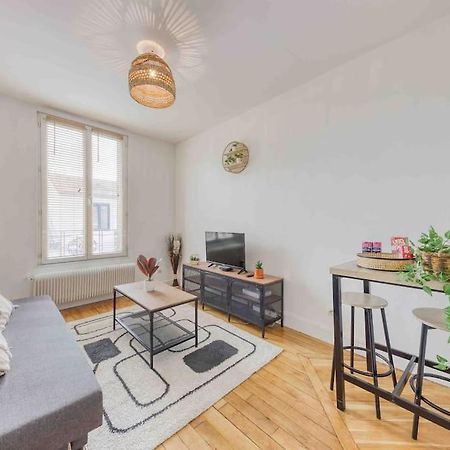 Appartement Cosy Au Calme, Proche De Paris Et Du Rer B Gentilly Esterno foto