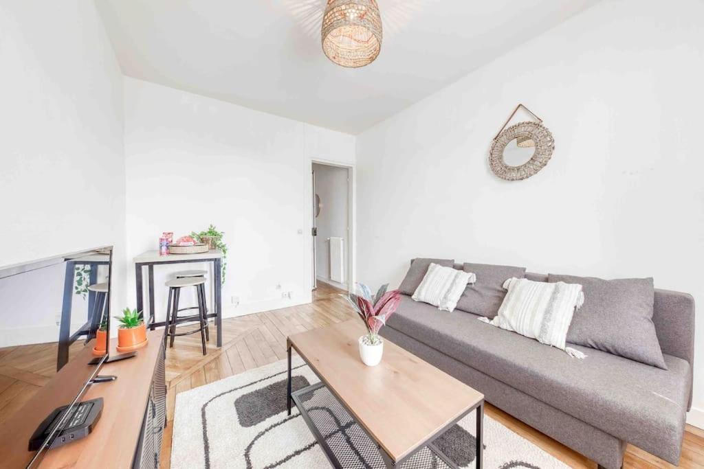 Appartement Cosy Au Calme, Proche De Paris Et Du Rer B Gentilly Esterno foto
